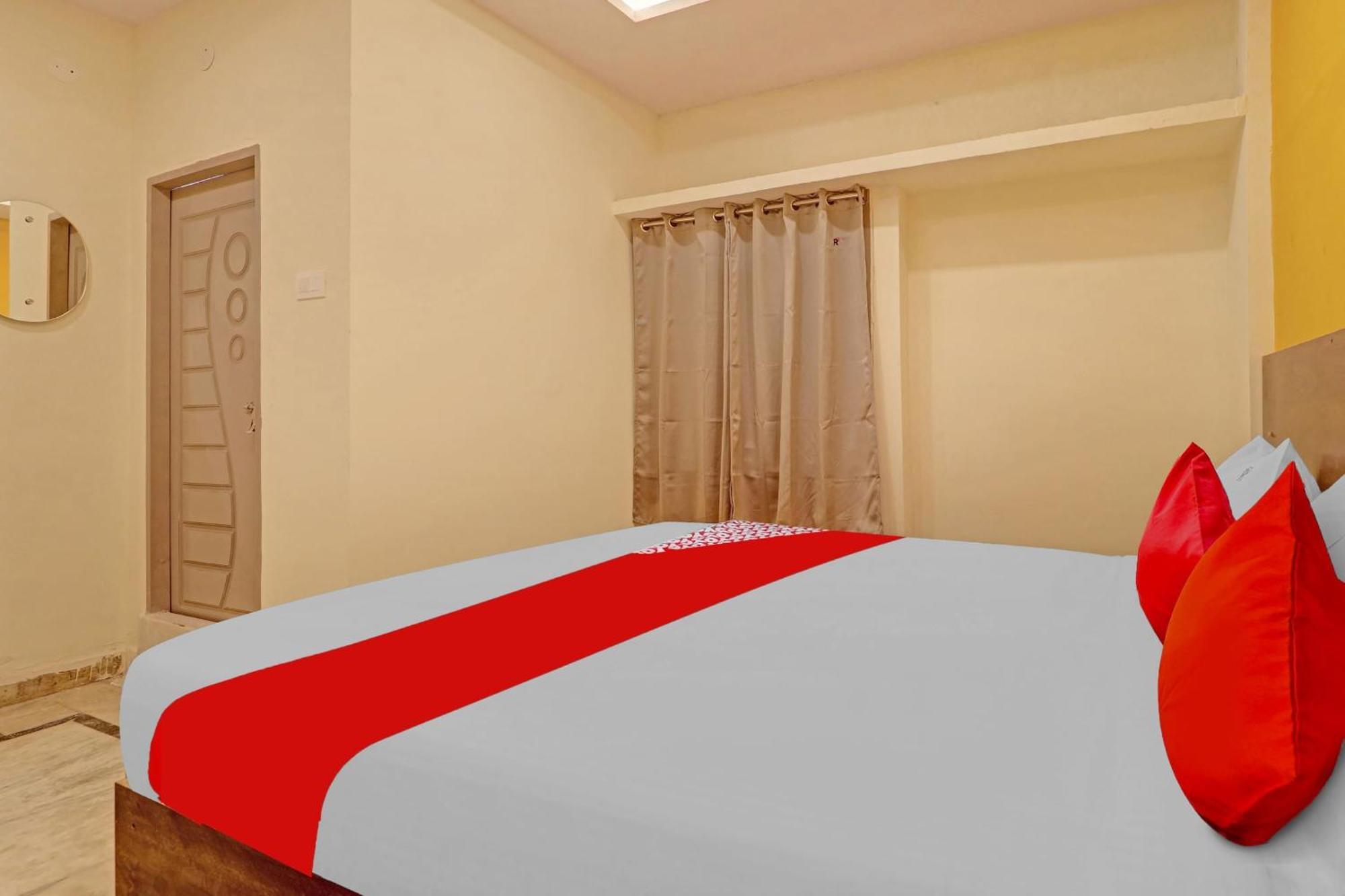 Hotel O R Square Sururnagar Exteriér fotografie