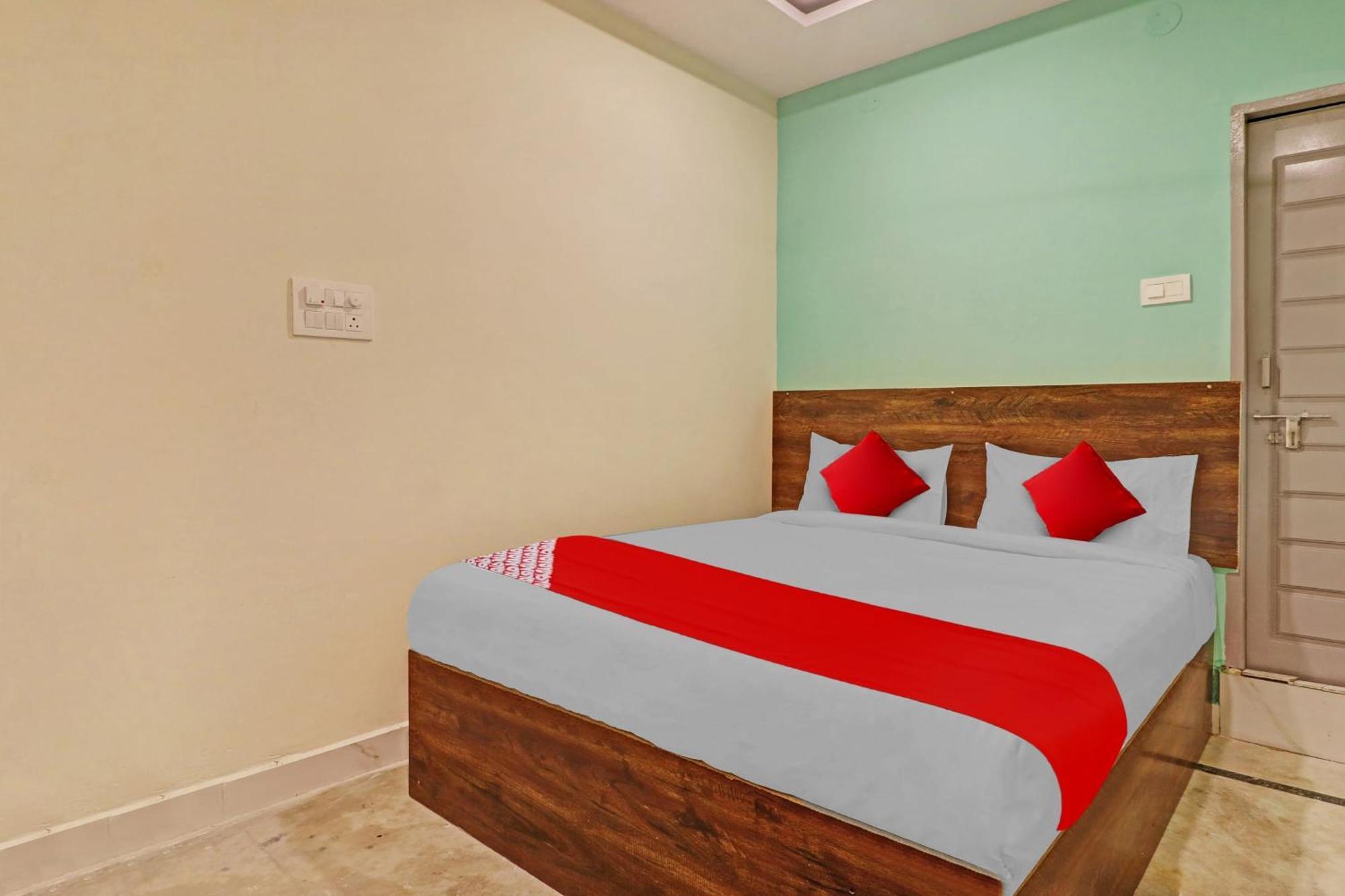 Hotel O R Square Sururnagar Exteriér fotografie